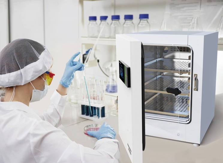Qu'est-ce qu'un incubateur microbien ? Utilisations, caractéristiques et comment choisir le bon